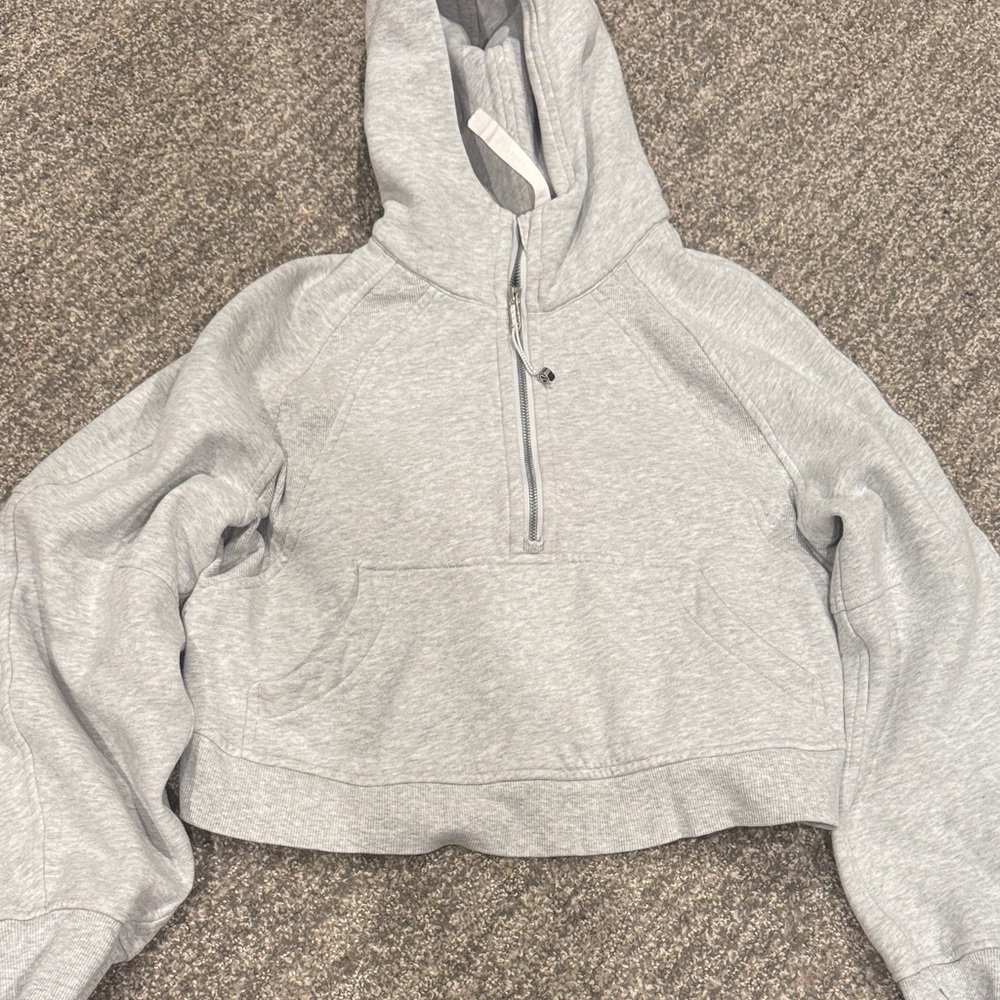 Lululemon Athletica Light Gray Women's Hoodie cropped